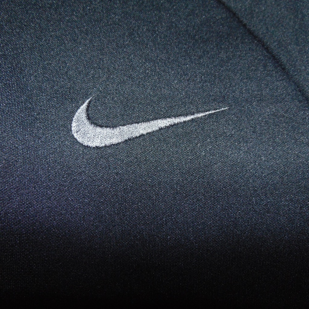 Nike Pull over size Large Pull Over Hoodie Dri-Fit